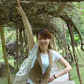 孙美群 高级讲师焦点商学院特约讲师从事多年国际贸易